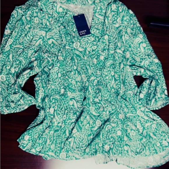 Crown & Ivy Women’s Long Sleeve Top ￼ - Picture 5 of 7